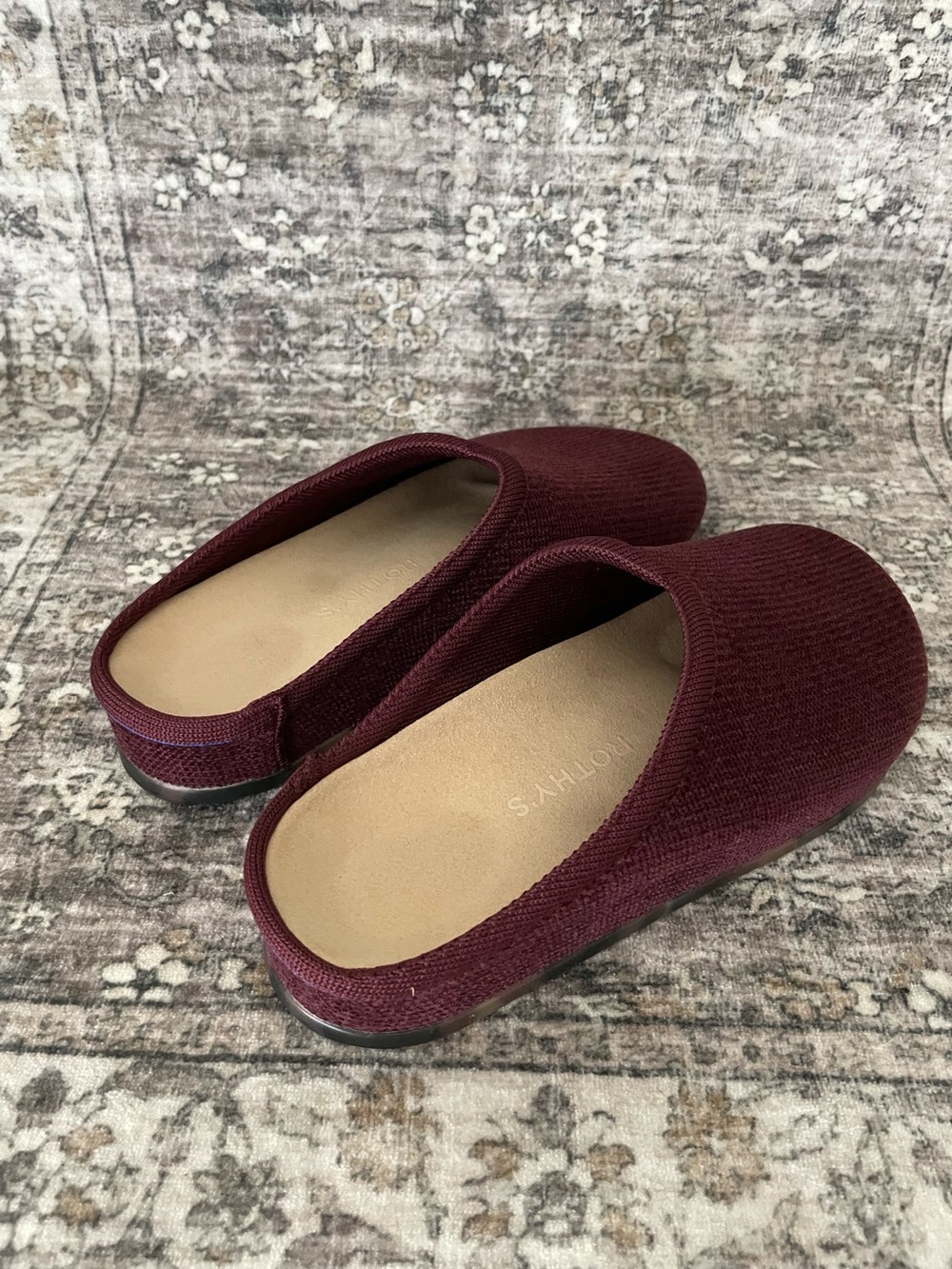 Rothy’s Casual Clog Revelvet Syrah Size 8 Burgundy Velvet - Picture 8 of 13